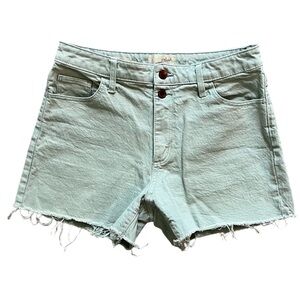 Universal Thread Shorts